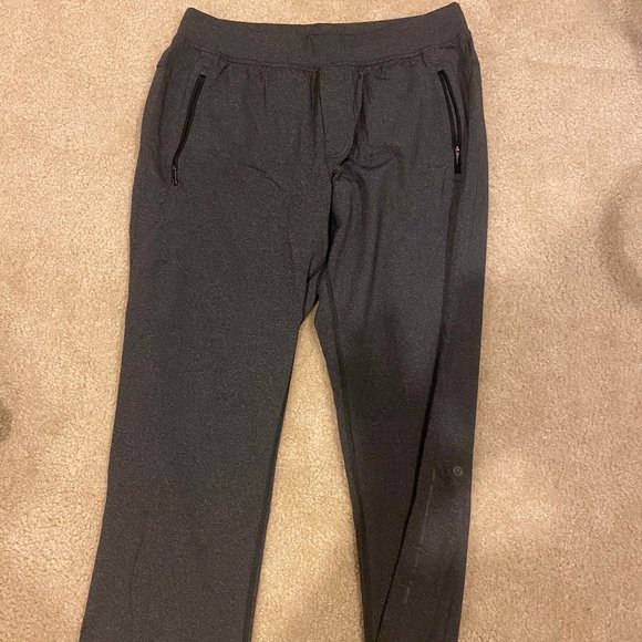Lululemon Men's classic Lulu Material Sweats - Picture 1 of 2